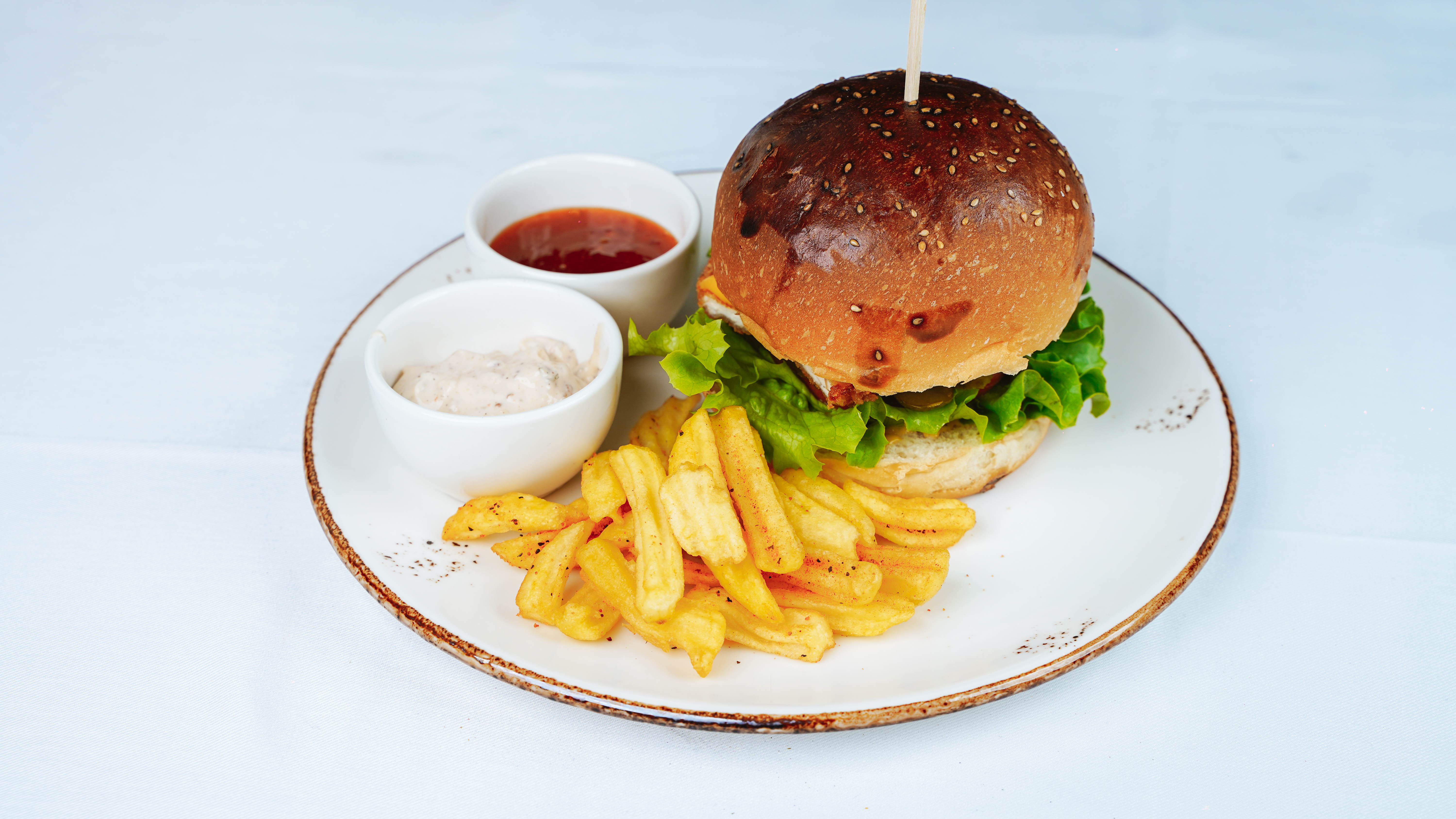 BARBEKÜ BURGER